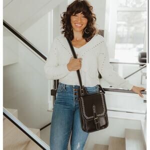 Stanley Street Shop | NWT The Tessa Saddlebag Black Leather Messenger Bag Purse